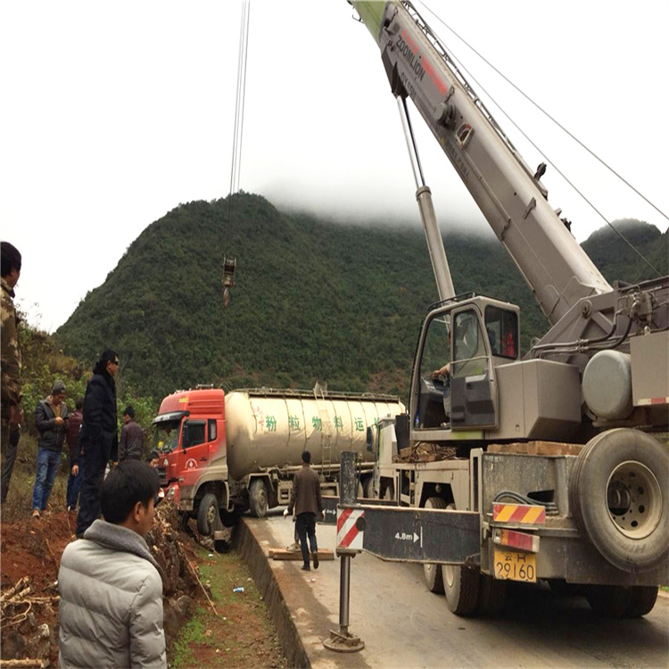 清丰吊车道路救援24小时